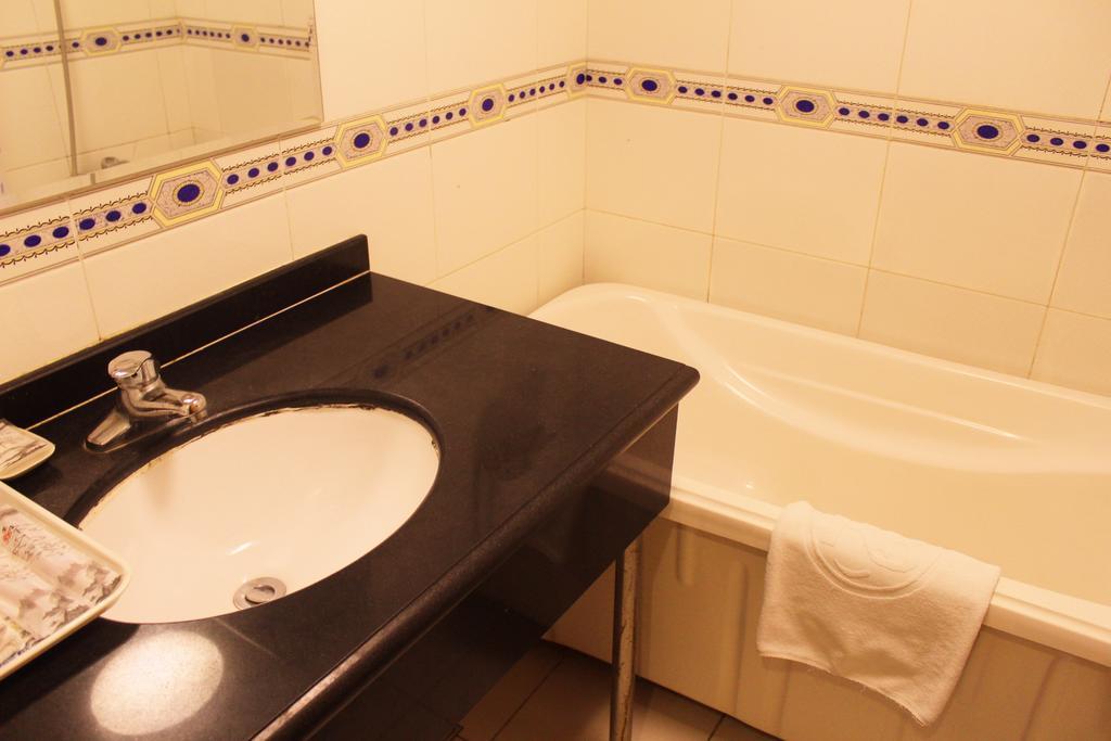 בייג'ינג Rongbao Hotel מראה חיצוני תמונה